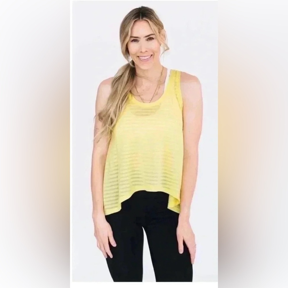 ✨4/$30 Zyia Active Lemon Nimbus Split Back Tank Top Yellow XL